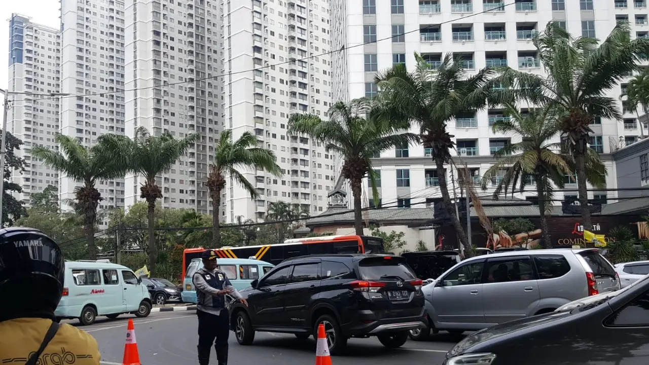 Dishub DKI Jakarta uji coba penutupan putar balik di depan City Walk