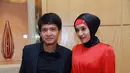 Dimas Seto sebenarnya menginginkan istrinya mengenakan hijab. Tapi ia, juga tidak mau memaksakan. (Galih W Satria/Bintang.com)