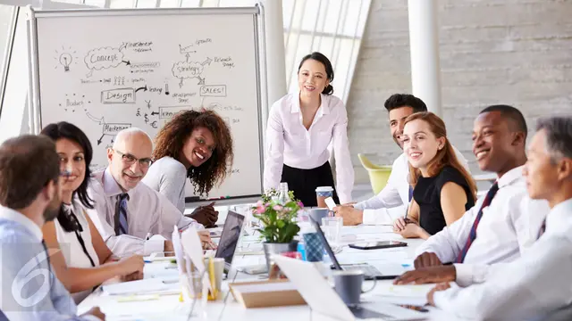 Haruskah Tinggalkan Karier Demi Suami?