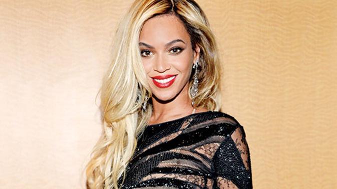 Hamil Anak Kembar Beyonce Umumkan Lewat Foto Cantik  Di IG  