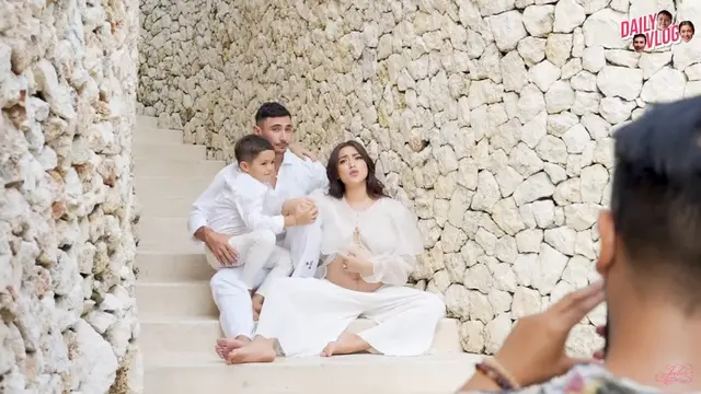7 Gaya Maternity Shoot Jessica Iskandar dengan Berbagai Tema, Curi Perhatian