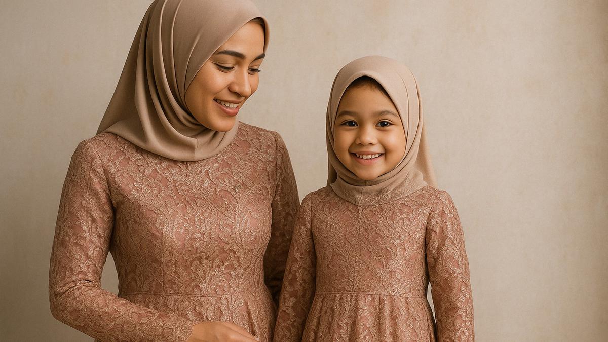 5 Model Gamis Brokat Couple Ibu dan Anak, Saatnya Tampil Stylish untuk Berbagai Acara di 2025