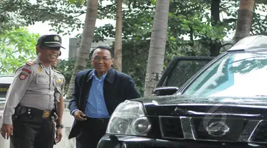 Mantan Menteri ESDM, Jero Wacik memenuhi panggilan penyidik KPK, Jakarta, Rabu (11/2/2015). (Liputan6.com/Herman Zakharia)