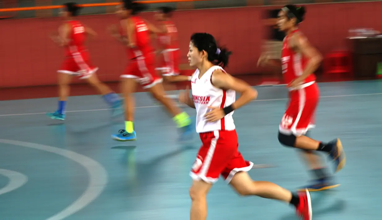Beep test untuk mengukur kadar stamina. (Bola.com/Arief Bagus)