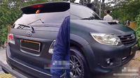 Mobil dinas polisi (TikTok/@yudhachaniago)