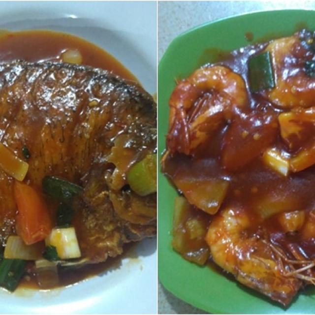 Kuliner Malam Jumat Menikmati Hidangan Seafood Di Pinggir Jalan Lifestyle Liputan6 Com