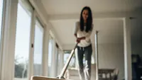 12 Cara Menangkal Debu Masuk Rumah di Musim Kemarau Dengan Mudah, Tak Perlu Repot