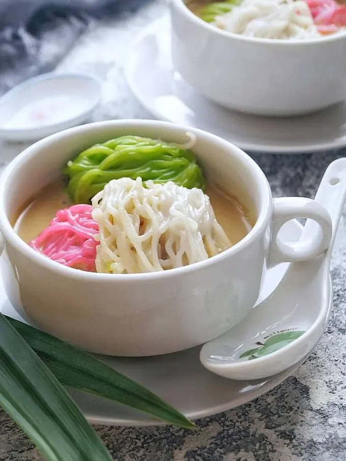 Ilustrasi putu mayang | Instagram/@nophy_nophy