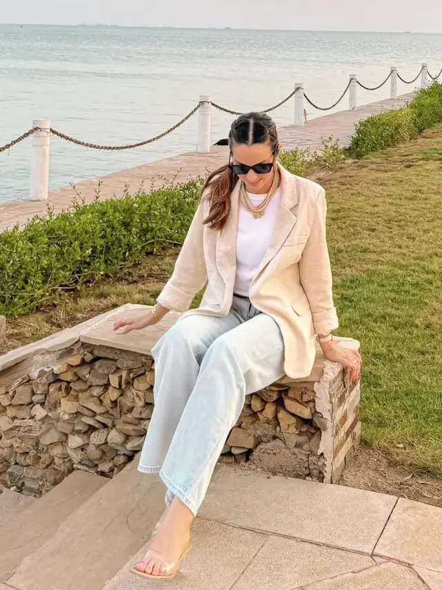 7 Model Kacamata Nia Ramadhani, Tampil Modis di Berbagai Kesempatan dengan Gaya Elegan
