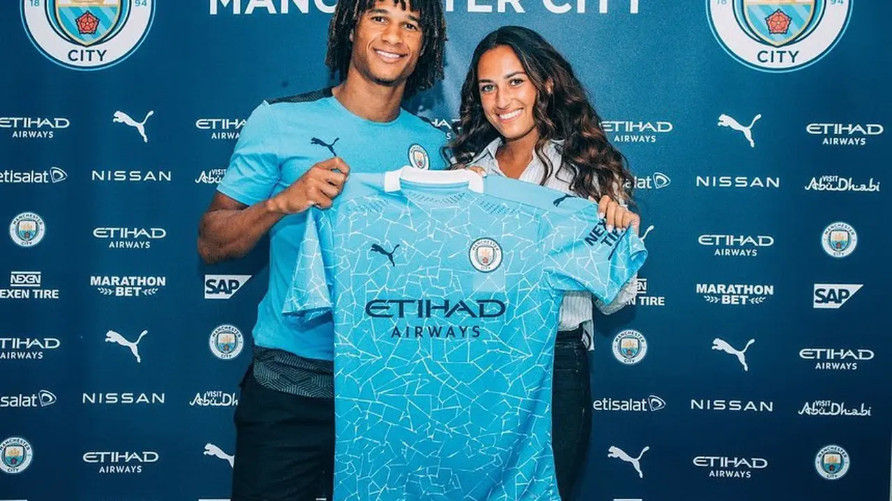 Nathan Ake - Kaylee Ramman - Manchester City