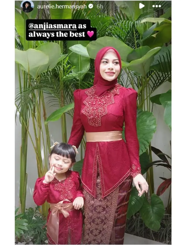 6 Potret Keluarga Hermansyah di Nikahan Kakak Sarah Menzel, Kompak Berbusana Adat Bali