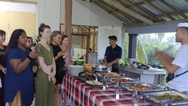 Turis Bali.
