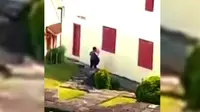 Video sepasang kekasih sedang asyik bercumbu di benteng peninggalan Kerajaan Gowa-Tallo, Fort Rotterdam, Jalan Ujung Pandang, Makassar, menjadi viral di medsos. (Capture video: Istimewa/Liputan6.com/Fauzan)