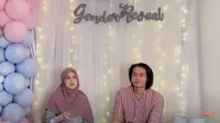 Cut Meyriska dan Roger Danuarta mengungkap jenis kelamin calon bayi kedua mereka (dok.Instagram/@RogerChika Journey)