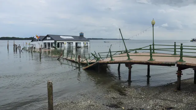 Gempa Magnitudo 6,7 di Ekuador Bikin Dermaga Rusak