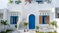 7 Desain Rumah Type 36 Ala Villa Santorini dengan Sentuhan Putih Biru yang Menawan