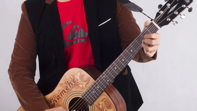 Setia Melagu Galau, Denis Chairis Rilis 'Menyesal Mencintaimu'