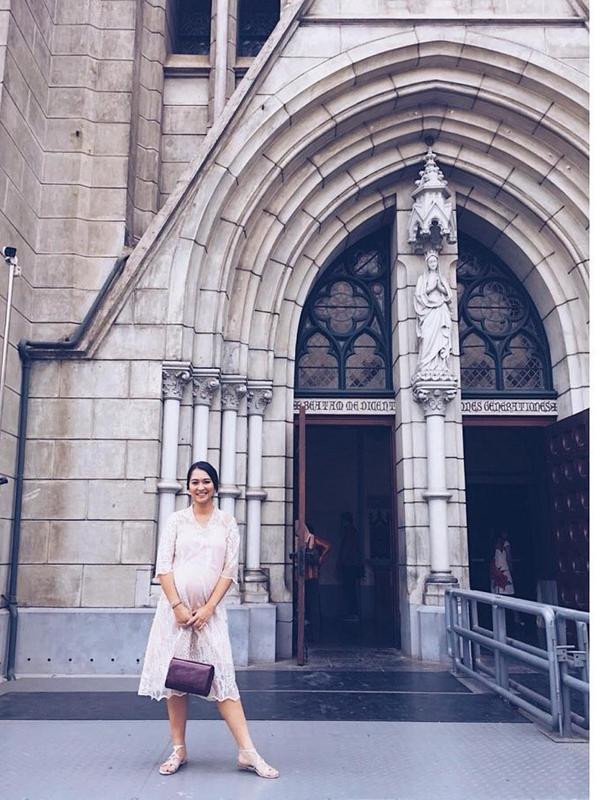 Potret Baby Bump Anak Pertama Anneke Jodi (sumber: instagram/@annekejd)