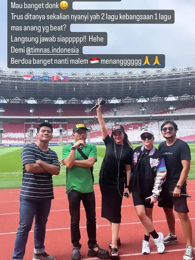 7 Potret Carmen Gloria, Penyanyi yang Ikut Bawakan Lagu Bersama Anang dan Ashanty di GBK