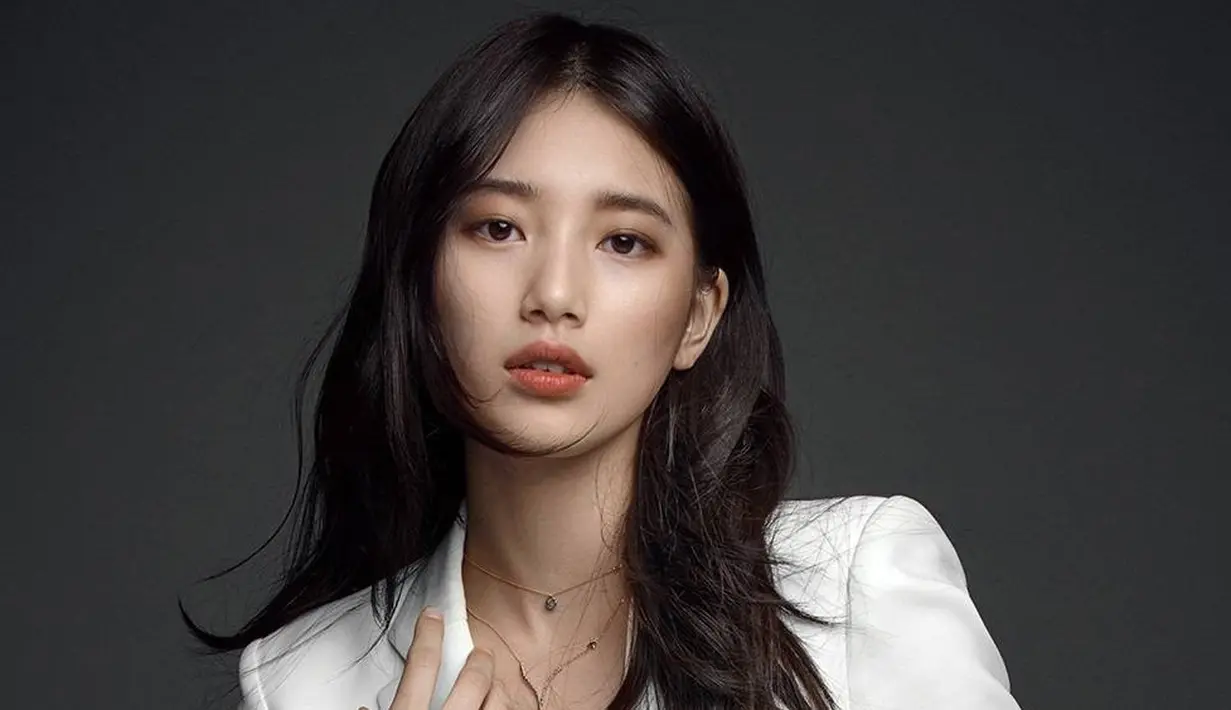 Sejak tahun 2015, Suzy Miss A tercatat sebagai donatur di komunitas sosial Korea Selatan, Community Chest of Honor Society Korea. Bahkan ia sudah menyumbang 100 juta won. (Foto: allkpop.com)