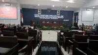 Persiapan pelantikan DPRD Kota Malang melalui mekanisme pergantian antar waktu (Liputan6.com/Zainul Arifin)