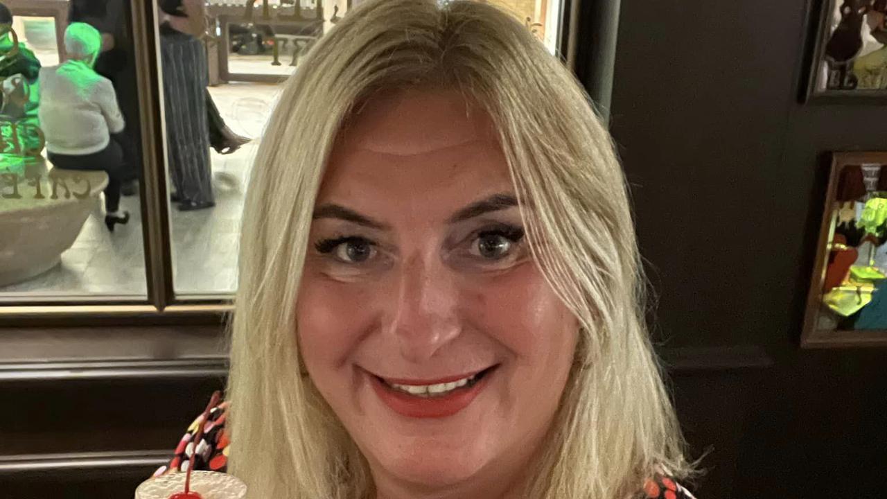 Kisah seorang Pria Menjadi Transgender Setelah Istrinya Meninggal.