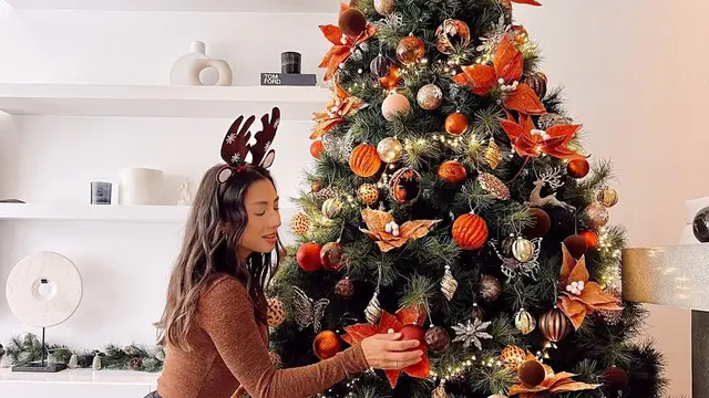 Persiapan Natal Artis