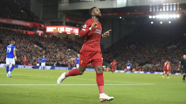 Divock Origi 2 Gol, Liverpool Bantai Everton 5-2