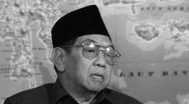 15 Kata Kata Bijak Gus Dur Bapak Pluralisme Indonesia Ragam Bola Com