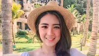 Influencer sekaligus pengusaha Jenifer P Widjaja mengulas perawatan kulit mendasar alias basic skincare dan berbagi tips kecantikan buat remaja pemula. (Foto: Dok. Instagram @jeniferpwidjaja)