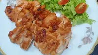 Resep ayam yogurt panggang teflon. (dok. Cookpad @Triiekhanaz)