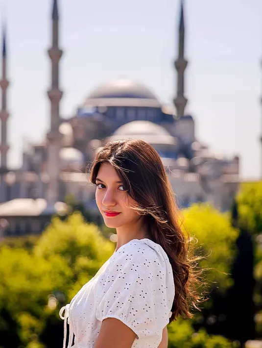 (Instagram/cassandraslee)