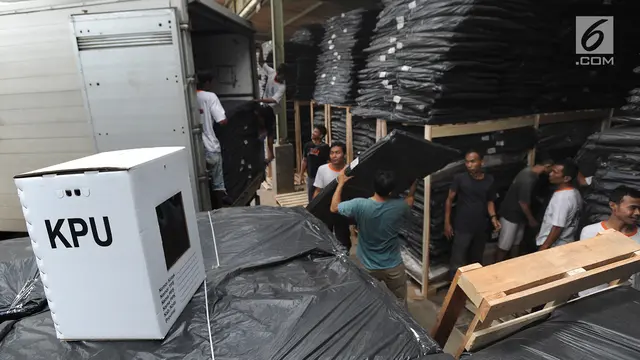 Distribusi Kotak Suara Pemilu di Bogor