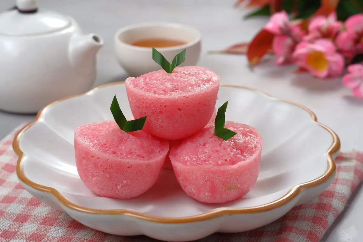 kue mangkok pink