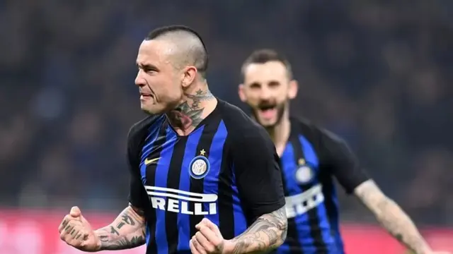6 Transformasi Radja Nainggolan dari Kecil Hingga Kini Putuskan Main di Liga 1 Indonesia