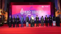 Menteri BUMN Erick Thohir menghadiri Konferensi Tingkat Tinggi (KTT) Internasional Para Pemimpin Agama atau R20 Indonesia 2022 di Hotel Grand Hyatt, Kabupaten Badung, Bali, Rabu (2/11/2022). (Photo credit : Kementerian BUMN)