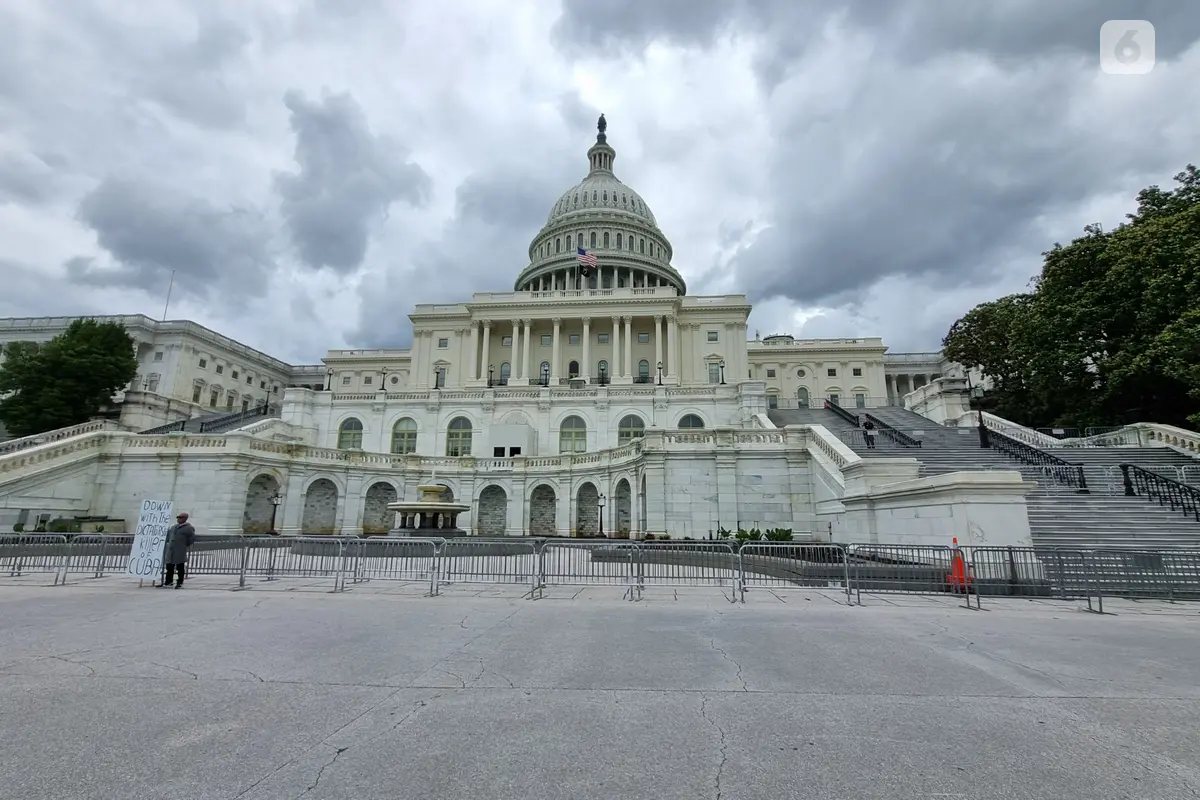 Gedung Capitol, Capitol Hill, di Washington, DC, Amerika Serikat. (Liputan6.com/Tanti Yulianingsih)