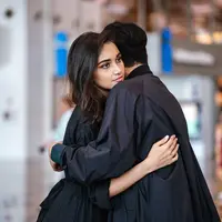 Sampai kapan mau berbagi hati?/Copyright shutterstock.com/g/mentatdgt