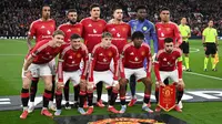 Starting XI Manchester United dalam laga leg 2 perempat final Liga Europa 2024/2025 melawan Lyon di Old Trafford, Manchester, Inggris, Jumat (18/04/2025) WIB. (AFP/Oli Scarff)