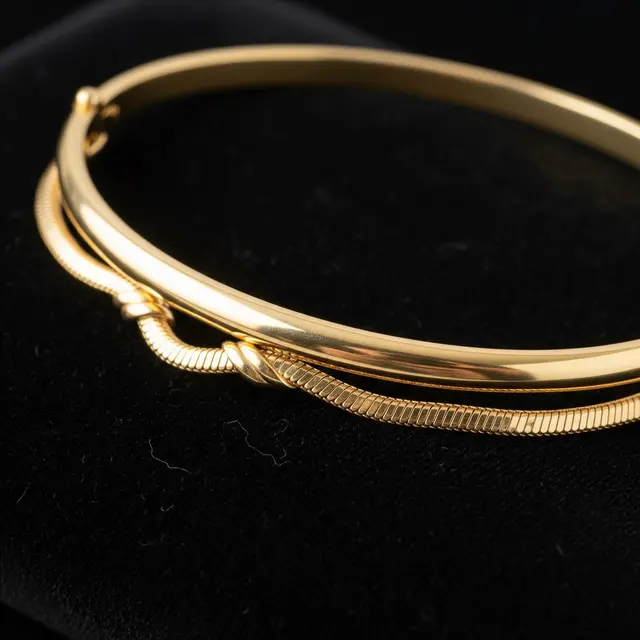 9 Model Gelang Emas Bangle Kombinasi Snake Chain untuk Tampilan Elegan, Memikat Hati