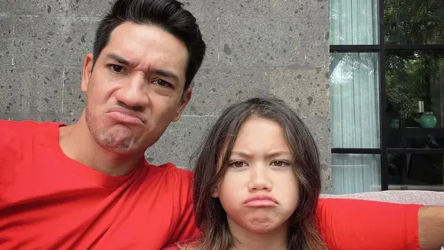 Pesona Sarah Deana, Anak Perempuan Nana Mirdad yang Makin Cantik Beranjak Remaja