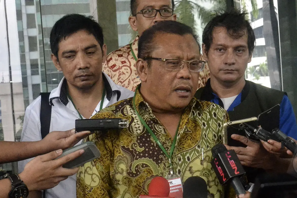 Kuasa Hukum Sutan Bhatoegana Datangi KPK