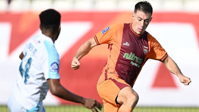 Mariano Peralta - Borneo FC vs PSBS Biak