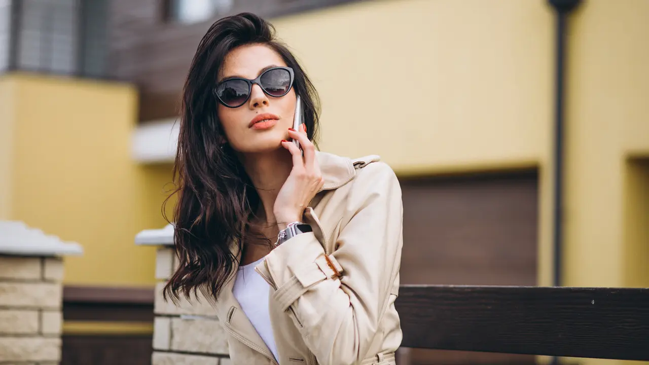 wanita juli banyak gaya