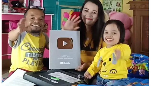 5 Momen Keakraban Ucok Baba Bareng Anak Bungsunya, Kompak Banget