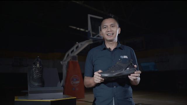  AZA  6 Sepatu  Basket  Produksi Dalam Negeri yang 