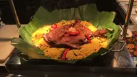 Kambing Guling dan Nasi Biryani, salah satu signature dish di Signatures Restaurant, Hotel Indonesia Kempinski Jakarta. (Liputan6.com/Putu Elmira)