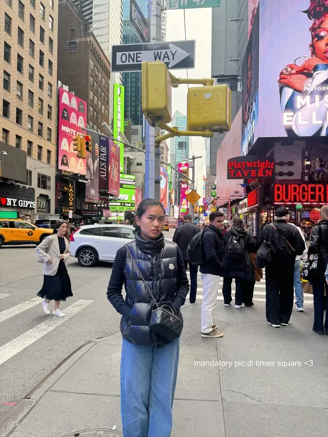 Profil Namira Adjani