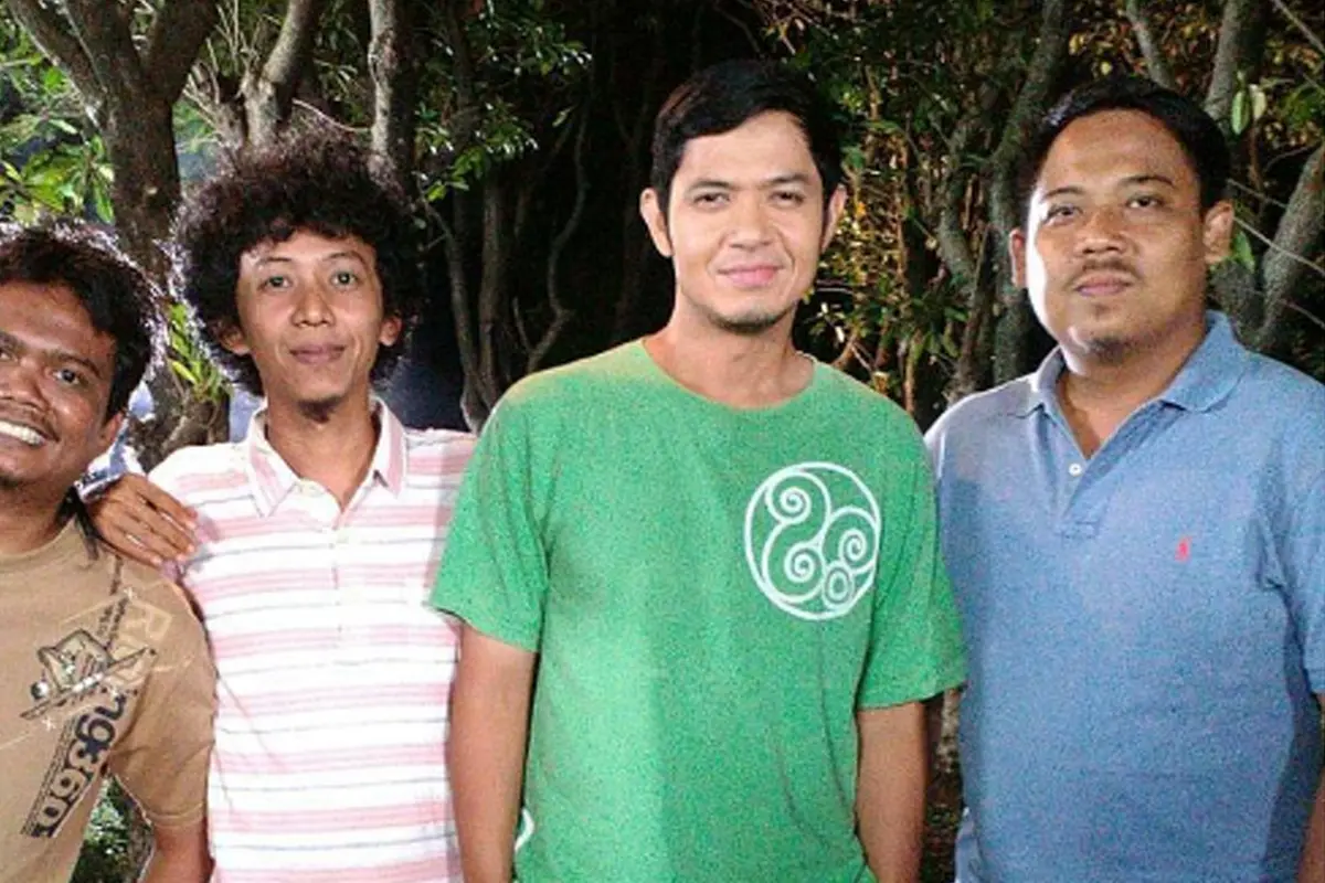 Gali Lobang Tutup Lobang 