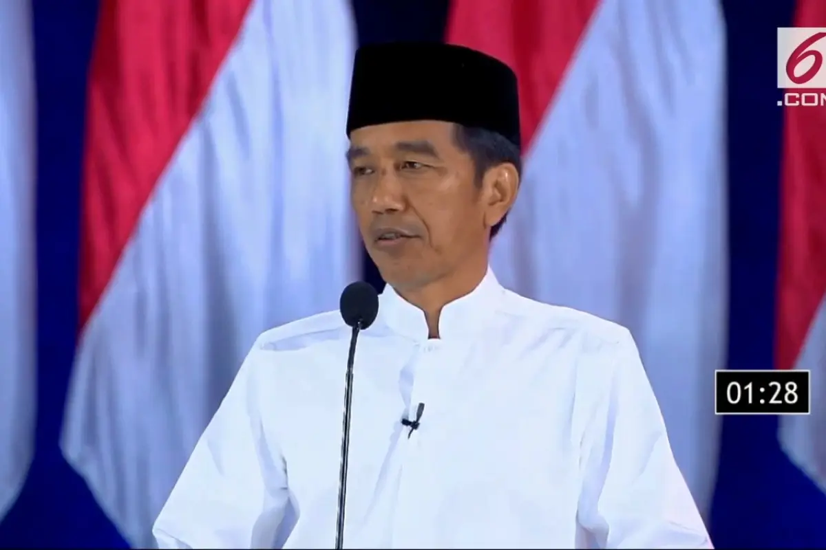 Calon Presiden nomor urut 01 Jokowi dalam Debat Kelima Pilpres 2019. (Liputan6.com)